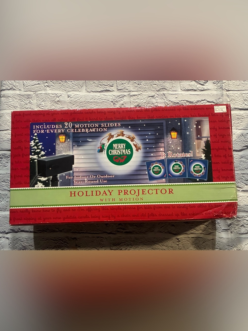 Holiday Projector with Motion - Merry Christmas Green Display